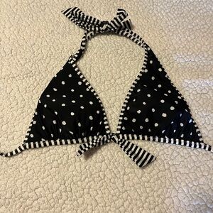 Bikini top 👙 Size Large 🖤
